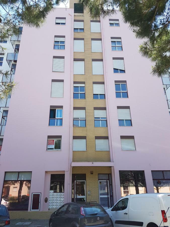 Maligueira Apartment เลเรีย ภายนอก รูปภาพ